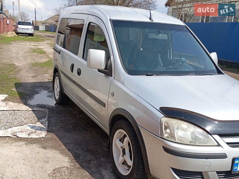 Мінівен Opel Combo 2008 в Носівці фото Мінівен Opel Combo 2008 в Носівці