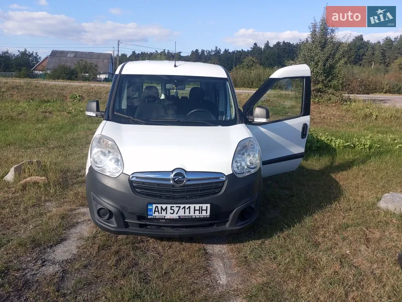 Opel Combo 2015