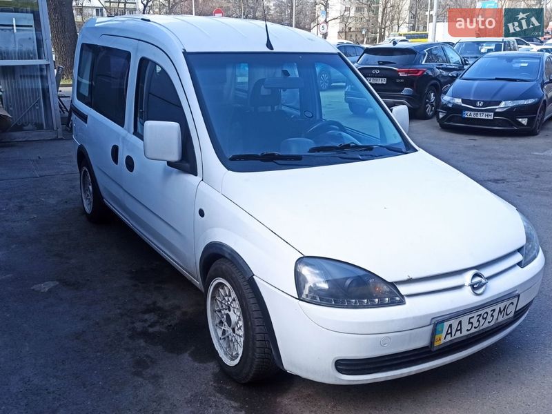 Минивэн Opel Combo 2007 в Киеве