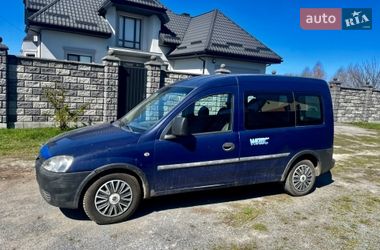 Минивэн Opel Combo 2003 в Ровно