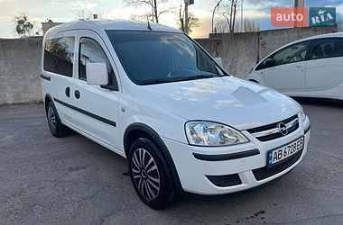 Минивэн Opel Combo 2008 в Виннице