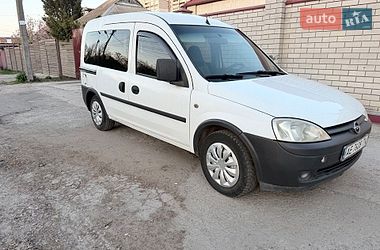 Мінівен Opel Combo 2005 в Дніпрі