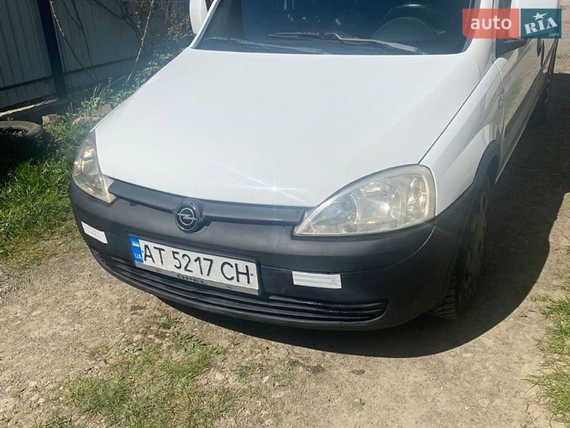 Мінівен Opel Combo 2006 в Коломиї