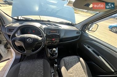 Вантажний фургон Opel Combo 2017 в Одесі