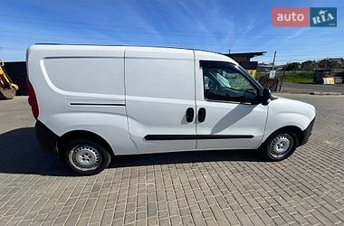 Вантажний фургон Opel Combo 2017 в Одесі