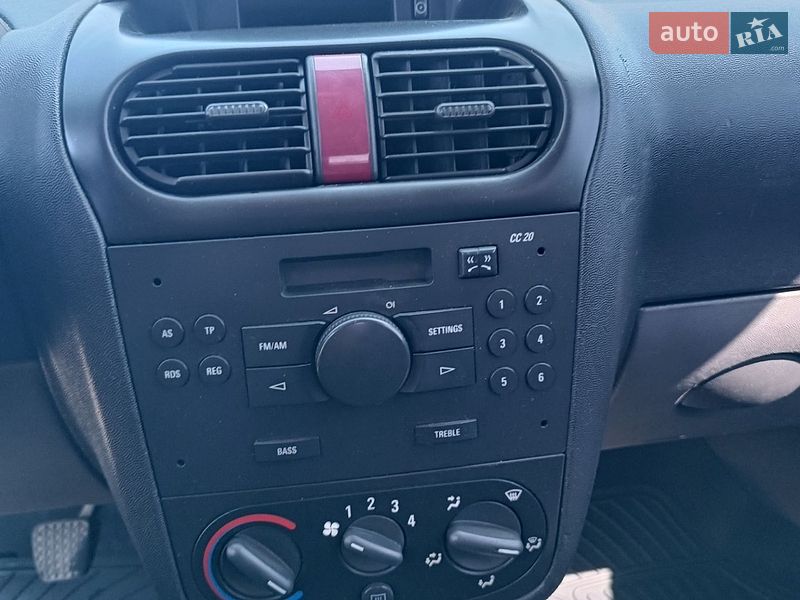 Мінівен Opel Combo 2005 в Кам'янці-Бузькій фото 9 Мінівен Opel Combo 2005 в Кам'янці-Бузькій