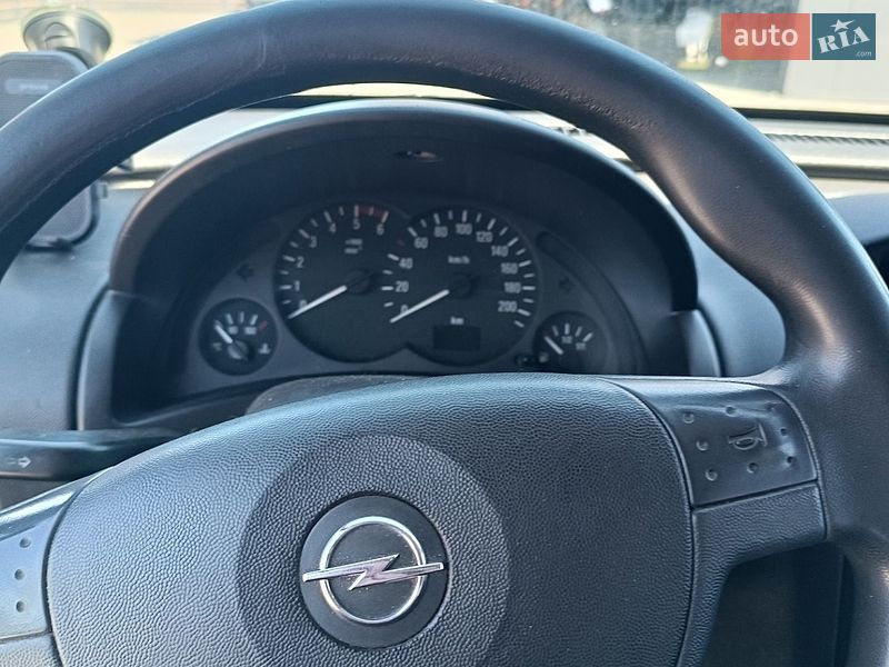 Мінівен Opel Combo 2005 в Кам'янці-Бузькій фото 8 Мінівен Opel Combo 2005 в Кам'янці-Бузькій