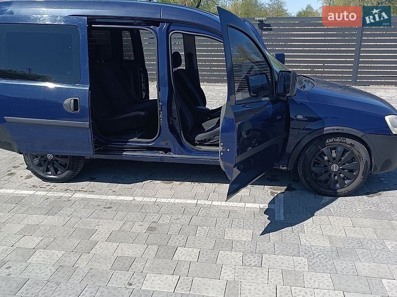 Мінівен Opel Combo 2005 в Кам'янці-Бузькій фото 2 Мінівен Opel Combo 2005 в Кам'янці-Бузькій