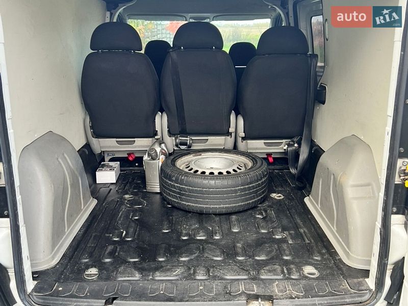 Грузопассажирский фургон Opel Combo 2013 в Киеве