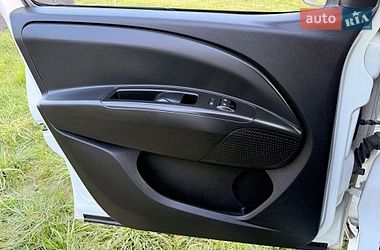 Вантажний фургон Opel Combo 2013 в Нетішині