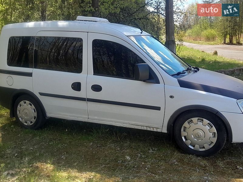 Минивэн Opel Combo 2005 в Рожнятове
