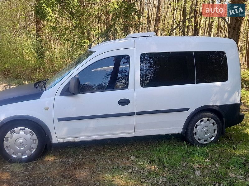 Минивэн Opel Combo 2005 в Рожнятове