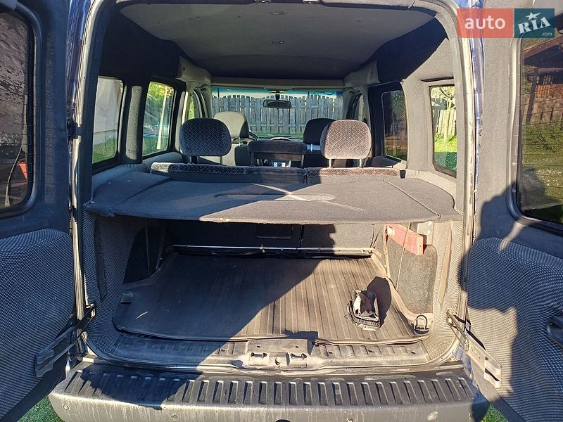 Мінівен Opel Combo 2005 в Косові