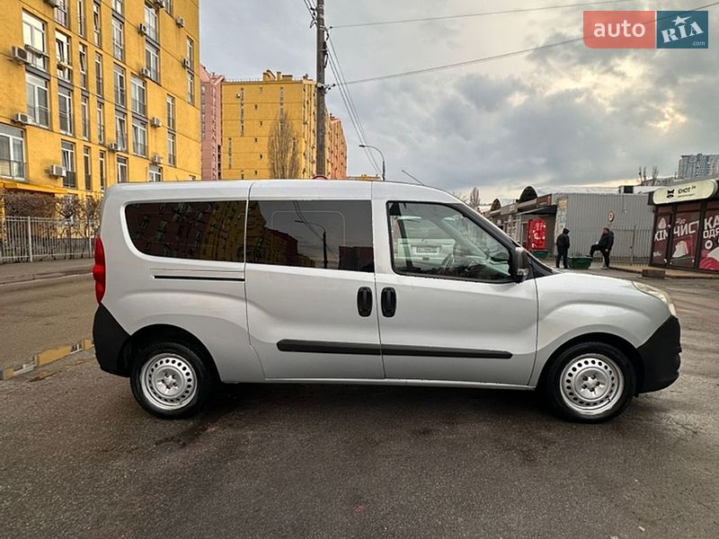 Минивэн Opel Combo 2016 в Киеве