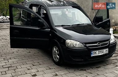 Мінівен Opel Combo 2008 в Рівному