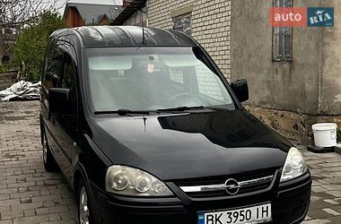 Мінівен Opel Combo 2008 в Рівному