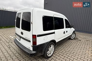 Мінівен Opel Combo 2002 в Коломиї