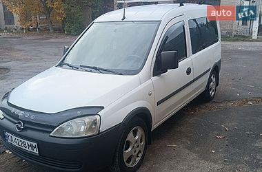 Минивэн Opel Combo 2009 в Киеве