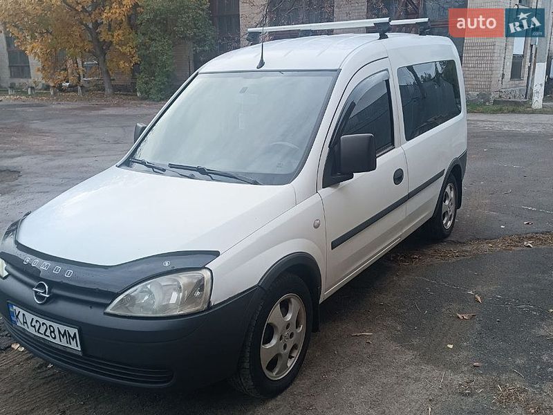 Opel Combo 2009