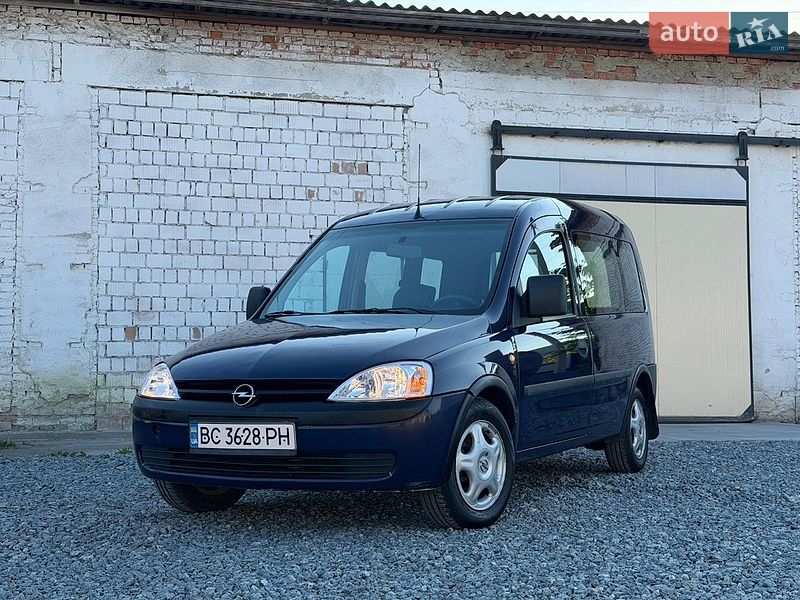Минивэн Opel Combo 2003 в Дрогобыче