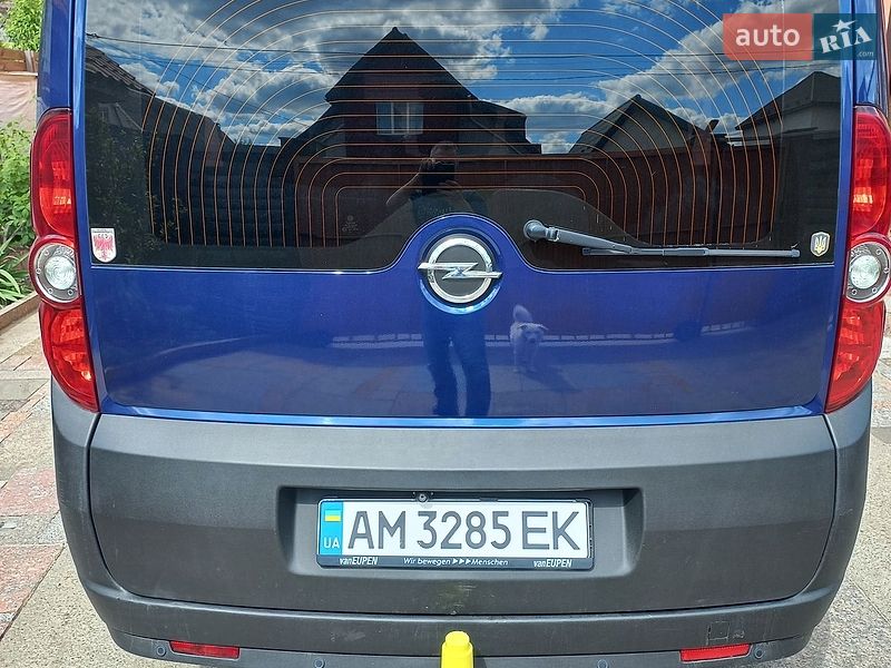 Мінівен Opel Combo 2016 в Житомирі