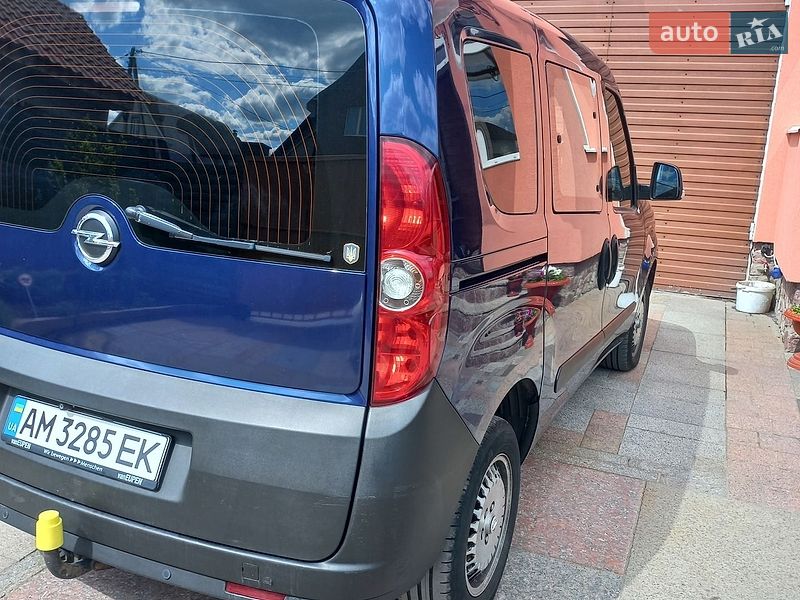 Мінівен Opel Combo 2016 в Житомирі