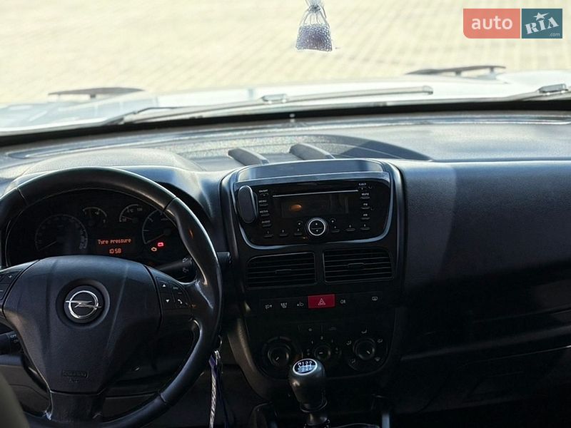 Мінівен Opel Combo 2016 в Бориславі