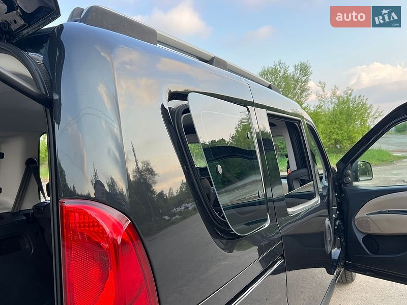 Мінівен Opel Combo 2012 в Дрогобичі