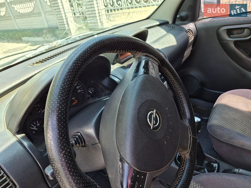 Мінівен Opel Combo 2006 в Чернівцях