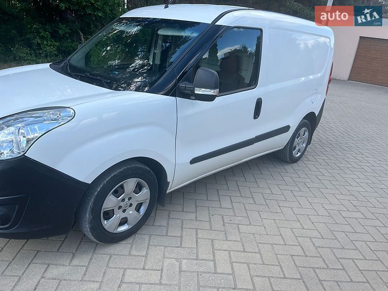 Грузовой фургон Opel Combo 2017 в Обухове