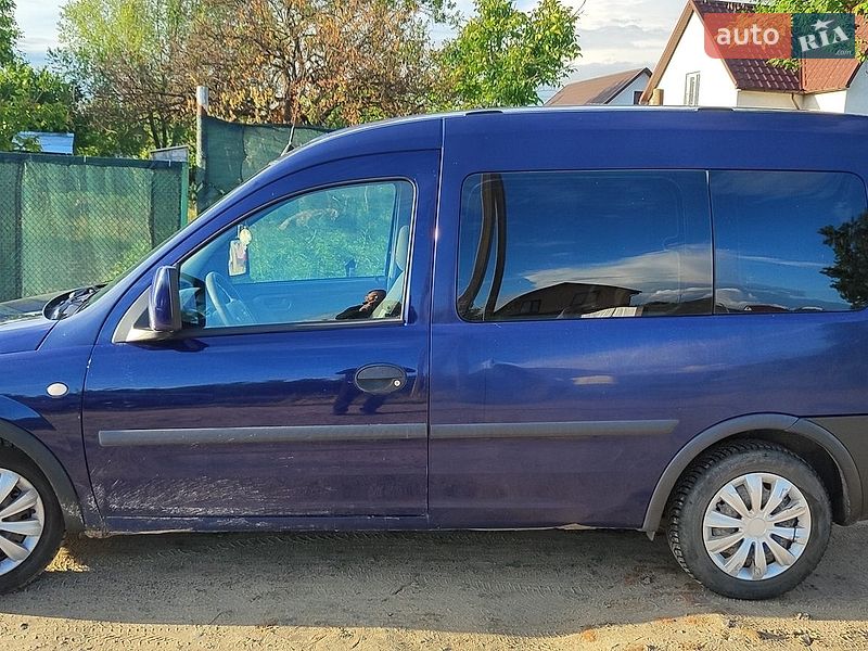 Мінівен Opel Combo 2007 в Вараші