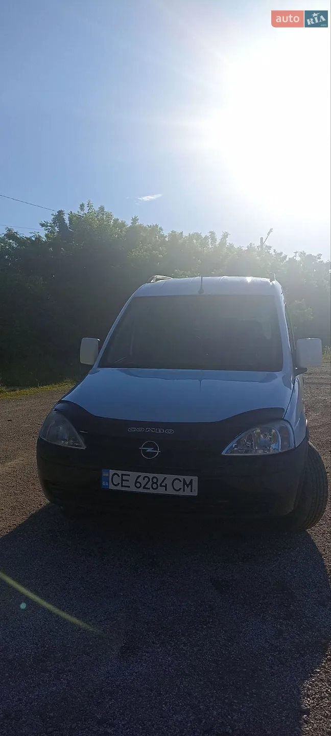 Opel Combo 2011