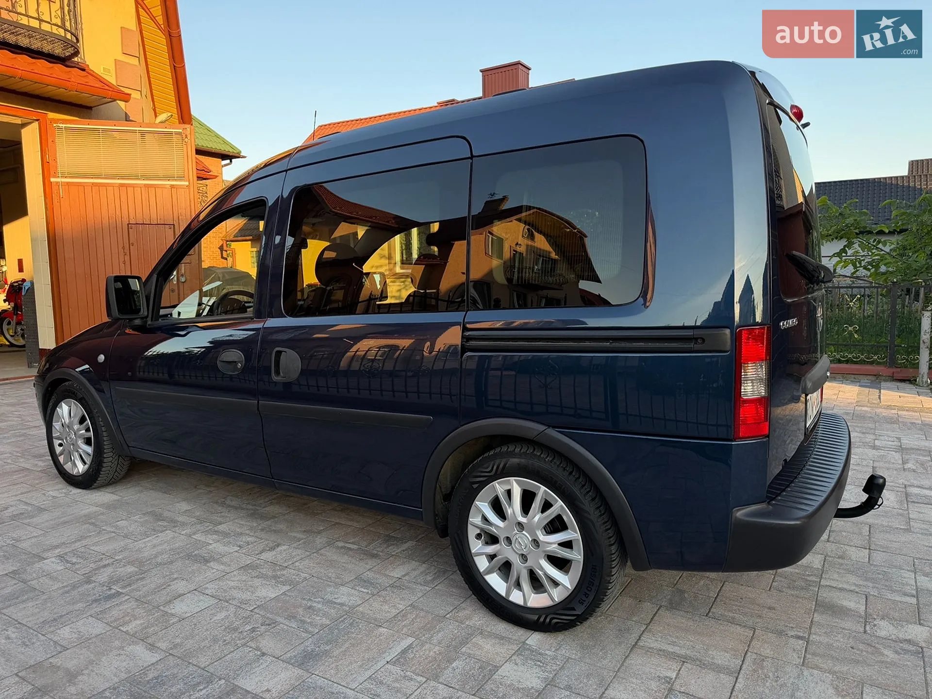 2010 Opel Combo - мініатюра 9