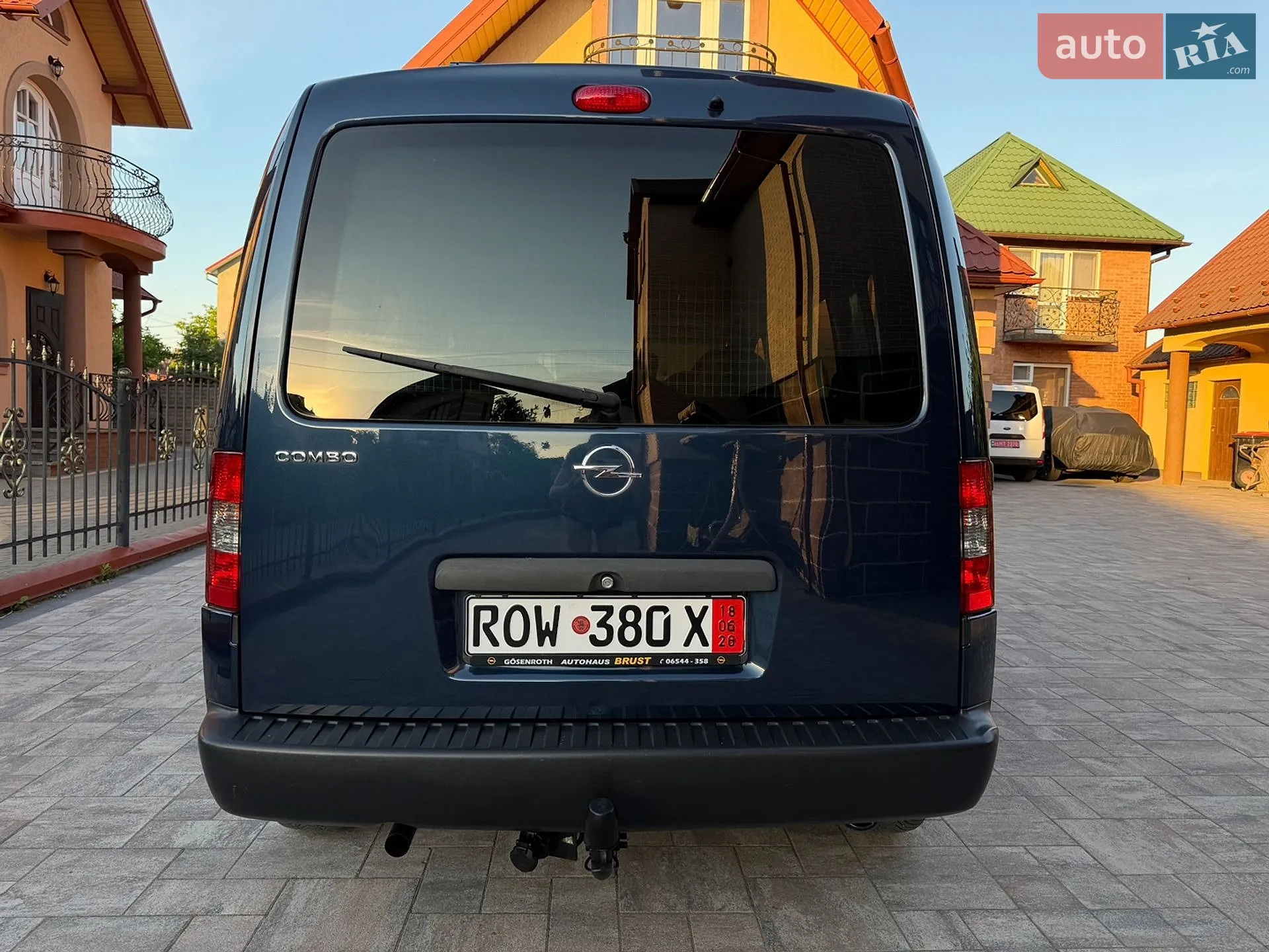 2010 Opel Combo - мініатюра 11