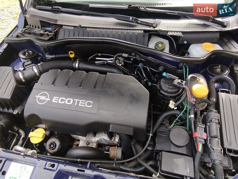 Мінівен Opel Combo 2011 в Міжгір'ї