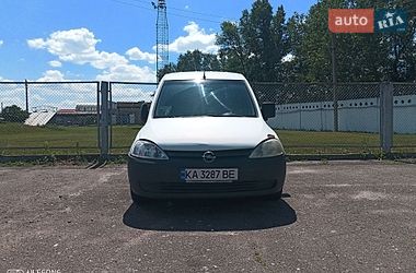 Вантажопасажирський фургон Opel Combo 2002 в Києві