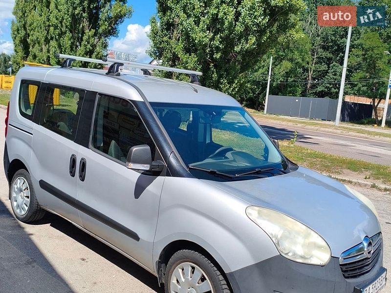 Минивэн Opel Combo 2016 в Кропивницком