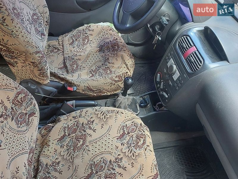 Мінівен Opel Combo 2005 в Золочеві