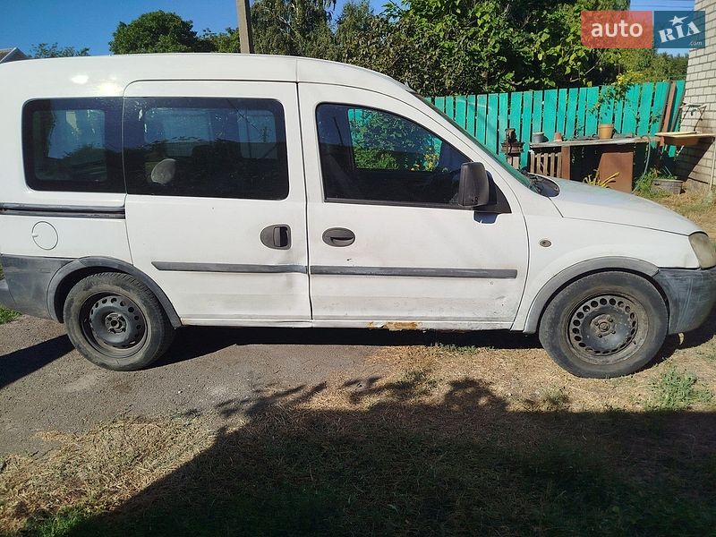 Минивэн Opel Combo 2005 в Кременчуге