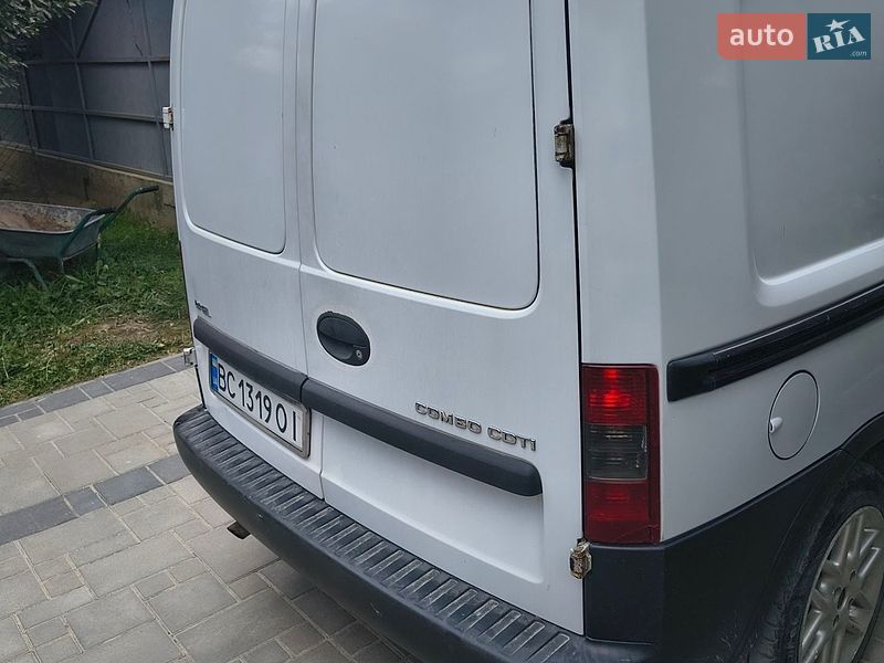 Минивэн Opel Combo 2006 в Николаеве