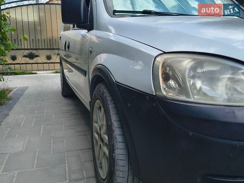 Минивэн Opel Combo 2006 в Николаеве