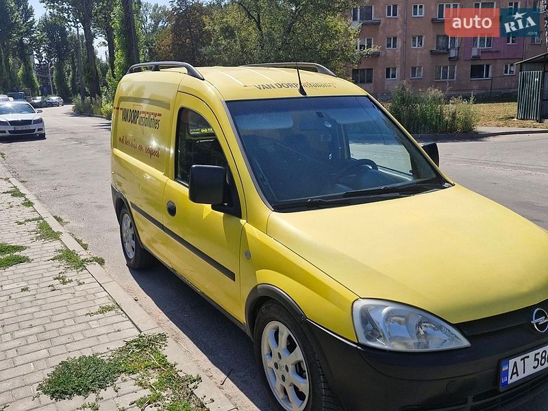 Грузовой фургон Opel Combo 2004 в Тернополе