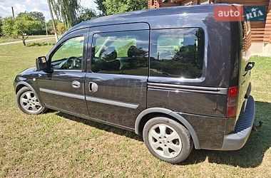 Минивэн Opel Combo 2007 в Иваничах