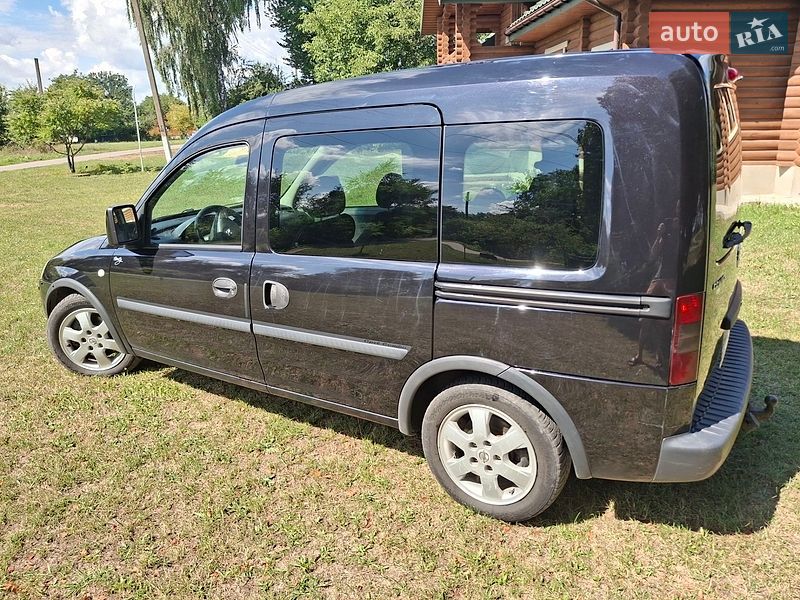Минивэн Opel Combo 2007 в Иваничах