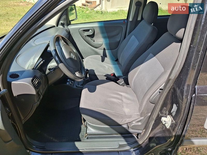 Минивэн Opel Combo 2007 в Иваничах
