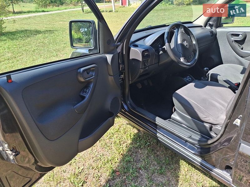 Минивэн Opel Combo 2007 в Иваничах