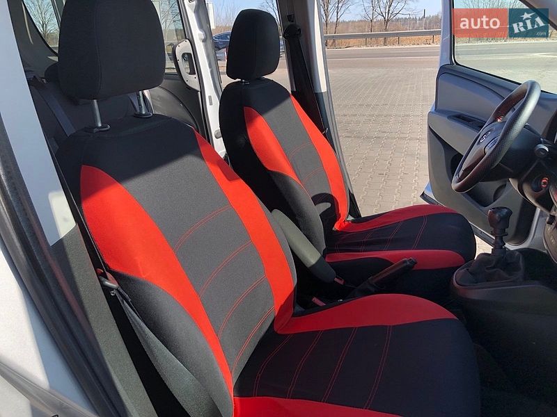 Минивэн Opel Combo 2016 в Киеве