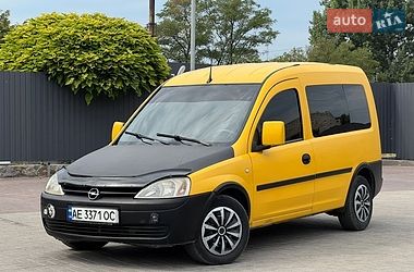 opel combo 2008 в Днепр (Днепропетровск) от профессионального продавца Давид
