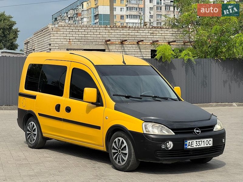 Мінівен Opel Combo 2008 в Дніпрі