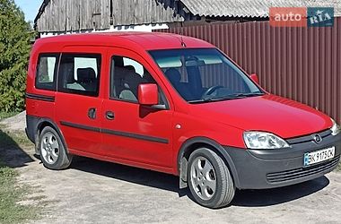 Минивэн Opel Combo 2004 в Сарнах